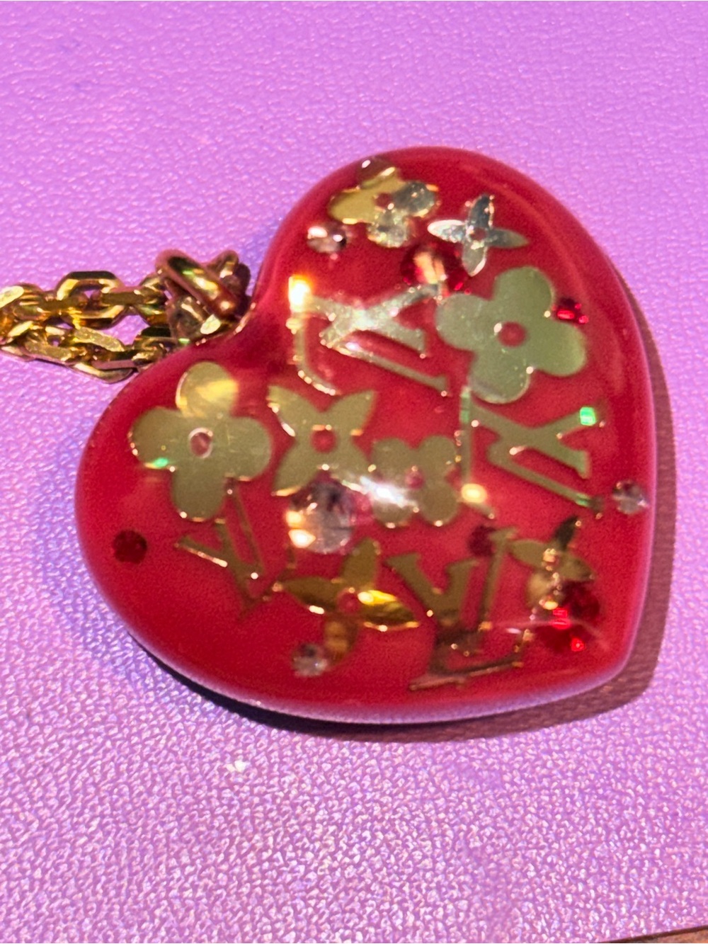 Authentic Louis Vuitton Pomme D'Amour Inclusion Red Heart Pendant Necklace - Picture 2 of 9